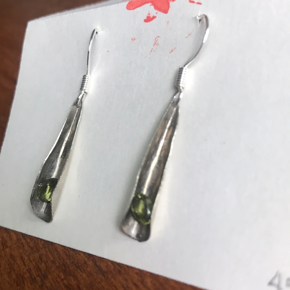 Peridot silver teardrop earrings